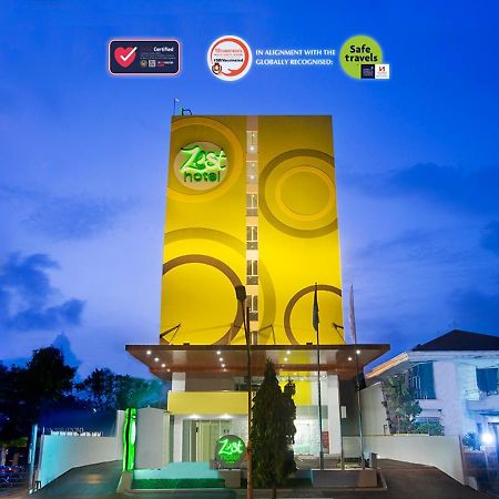 Zest Bogor By Swiss-Belhotel International Екстериор снимка