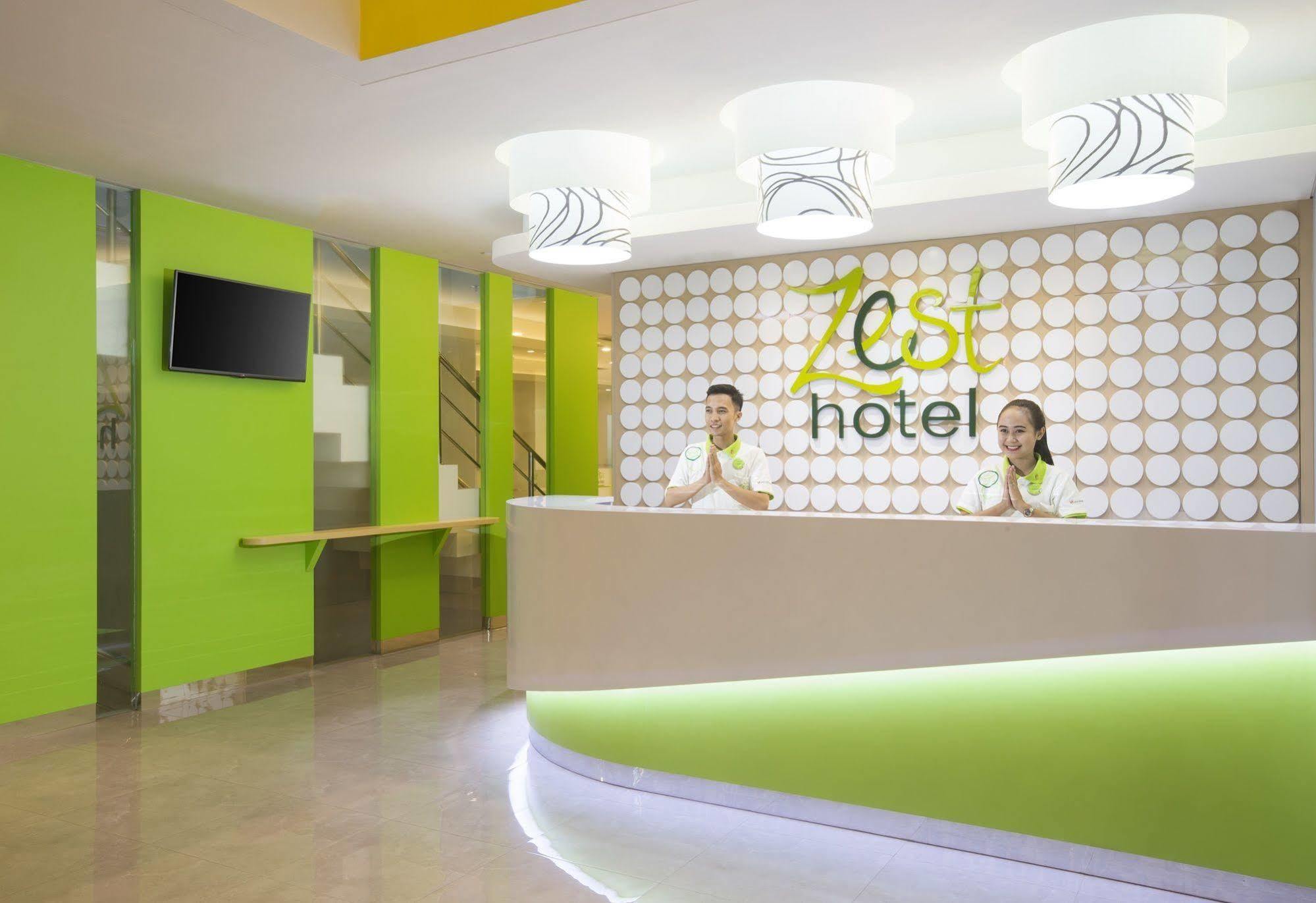 Zest Bogor By Swiss-Belhotel International Екстериор снимка